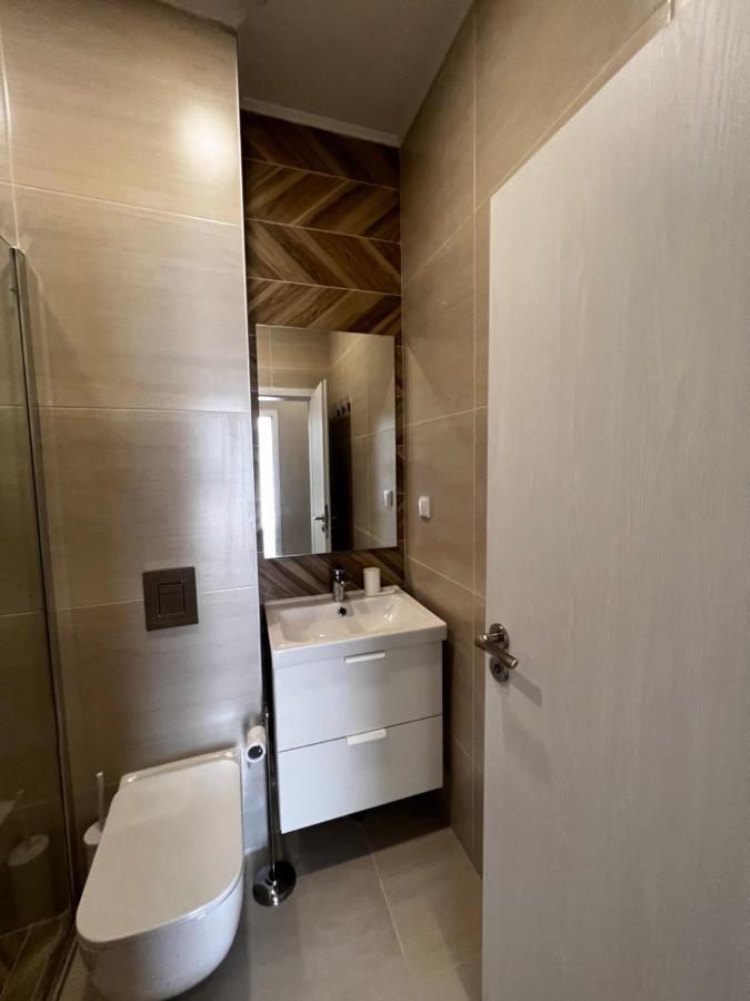 Las Brisas Garden Apartment Burgas Esterno foto