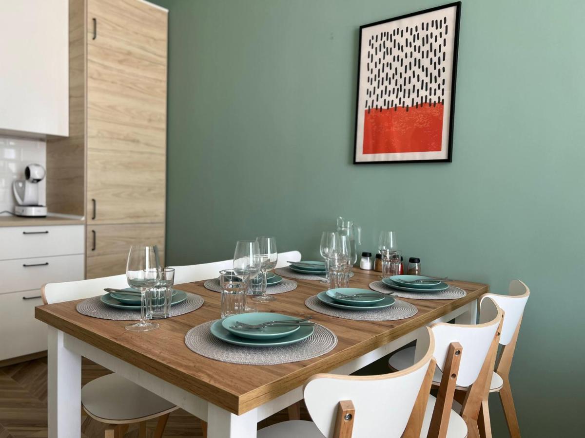 Las Brisas Garden Apartment Burgas Esterno foto
